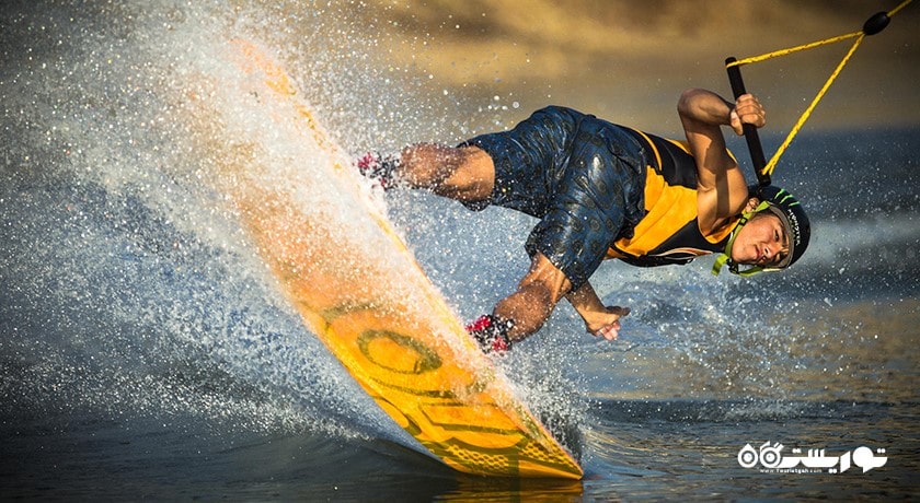 سرگرمی ویک بوردینگ در بالی شهر اندونزی کشور بالی