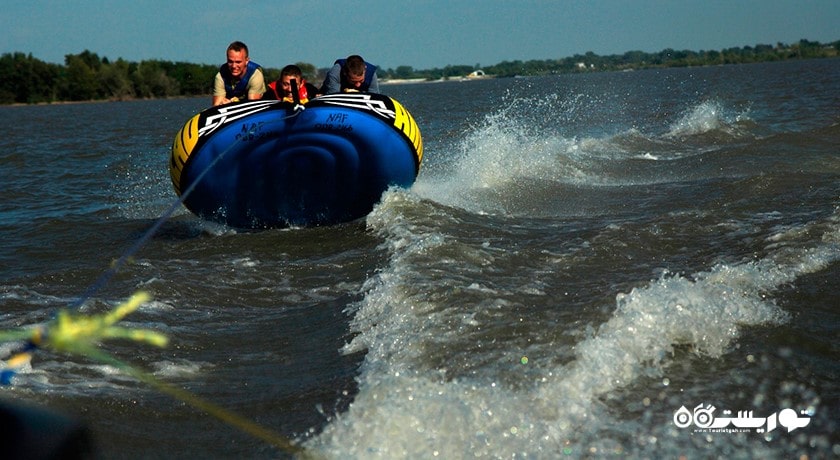 دونات سواری در بالی -  شهر بالی