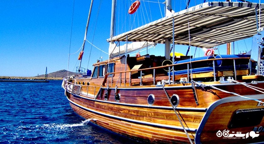 سرگرمی گردش با قایق شهر ترکیه کشور کوش آداسی