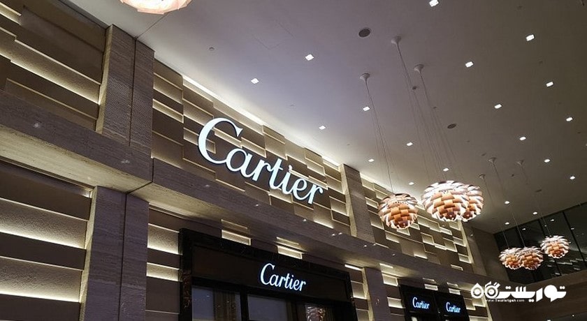 مرکز خرید اونیو در برج های اتحاد شهر امارات متحده عربی کشور ابوظبی