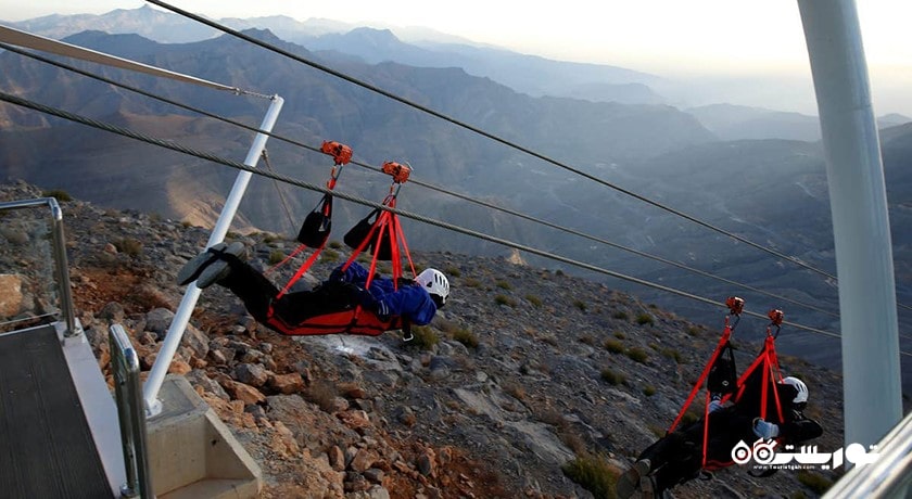 سرگرمی زیپ لاین ابوظبی شهر امارات متحده عربی کشور ابوظبی