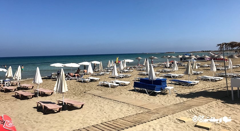 سرگرمی ساحل گلاپسیدس شهر قبرس شمالی کشور نیکوزیای شمالی