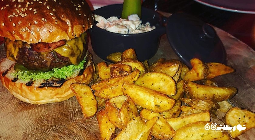 رستوران رستوران چاتو استاتوس شهر نیکوزیای شمالی 