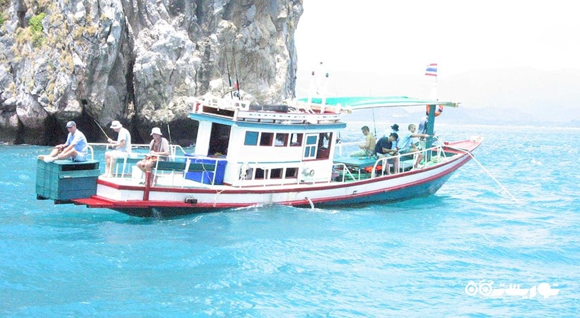 سرگرمی قایقرانی در کوسامویی شهر تایلند کشور کو سامویی