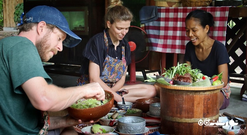 سرگرمی کلاس آشپزی تایلندی در سامویی شهر تایلند کشور کو سامویی