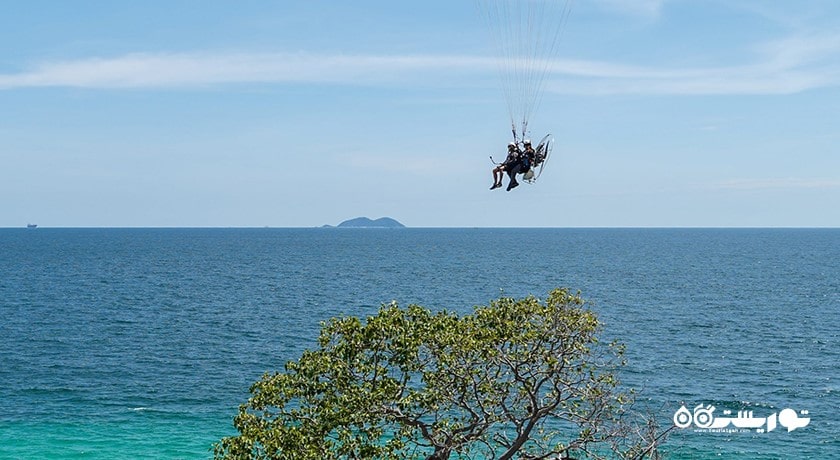 سرگرمی پاراگلایدر سواری در کوسامویی شهر تایلند کشور کو سامویی