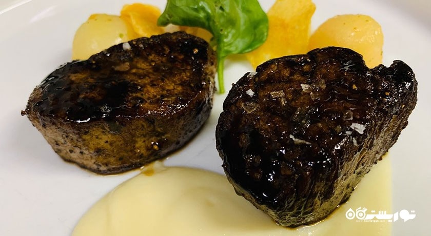 رستوران رستوران دینینگ آن د راکس شهر کو سامویی 