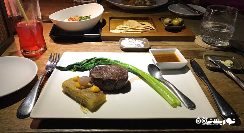 رستوران رستوران دینینگ آن د راکس شهر کو سامویی 