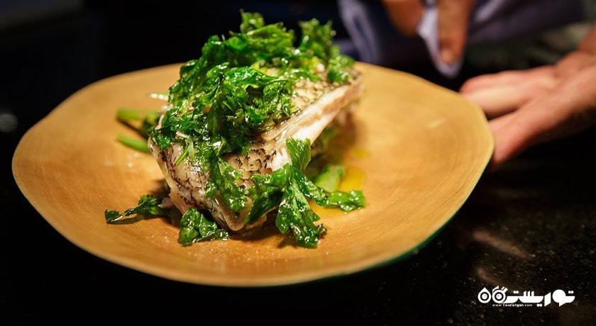 رستوران رستوران دو ماهی سامویی شهر کو سامویی 