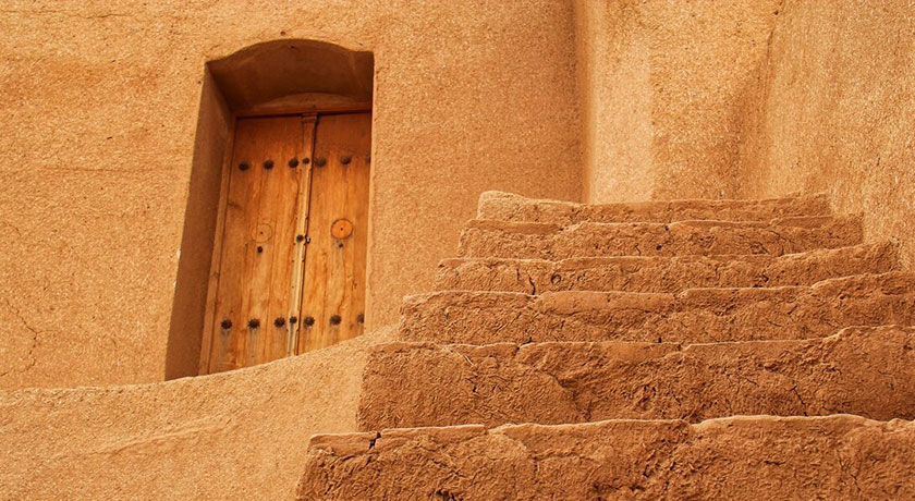  قلعه جندق شهرستان اصفهان استان خور  و بیابانک