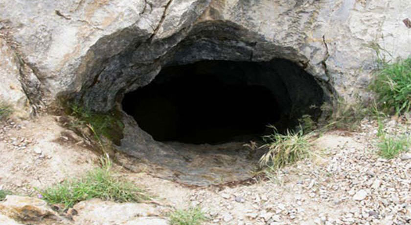  غار اژدها نایین شهرستان اصفهان استان نایین