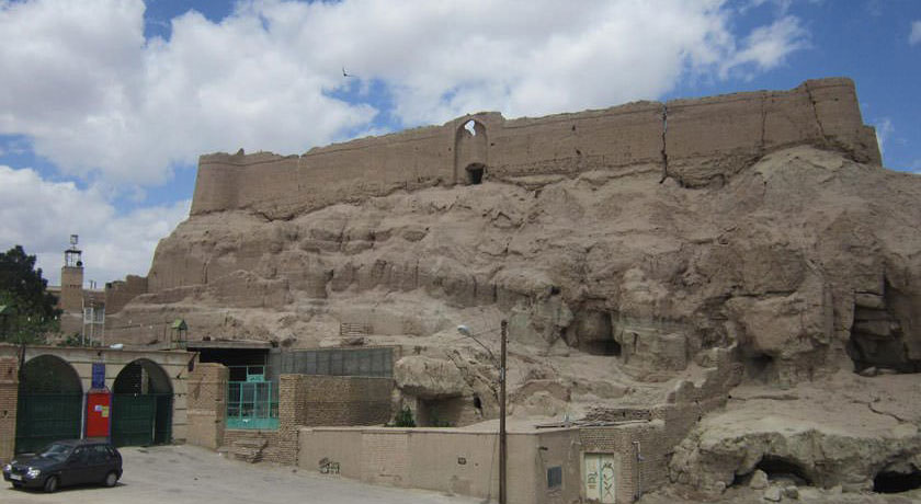  قلعه رستم نایین شهرستان اصفهان استان نایین