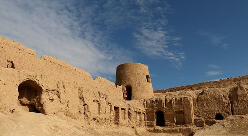 قلعه سیزان نوش آباد -  شهر اصفهان