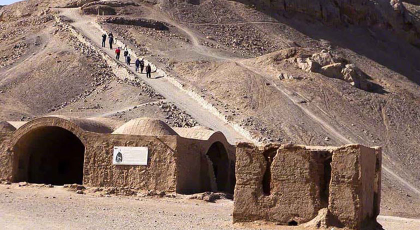  دخمه زرتشتیان شهرستان یزد استان یزد