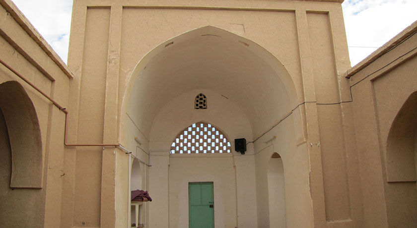  مسجد بیرون ابرکوه شهرستان یزد استان ابرکوه