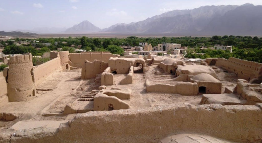  قلعه خورمیز شهرستان یزد استان مهریز