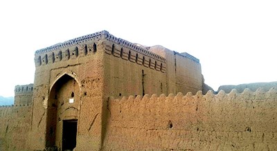  قلعه مهرپادین شهرستان یزد استان مهریز