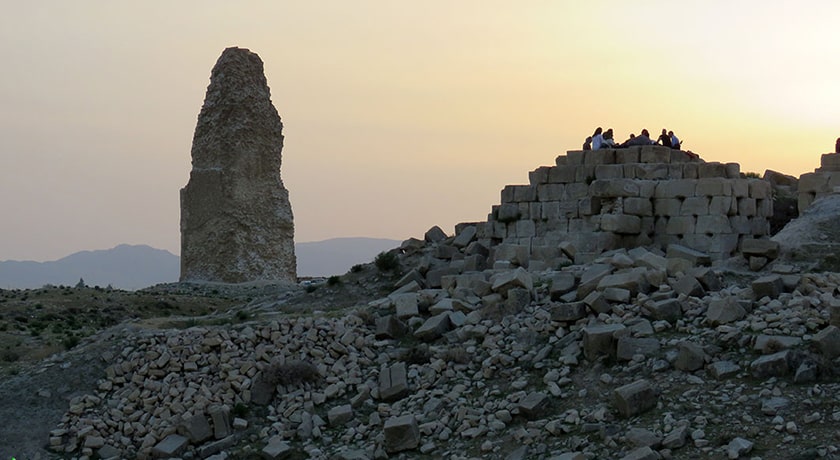  شهر باستانی اردشیر خوره (شهر گور) شهرستان فارس استان فیروز آباد