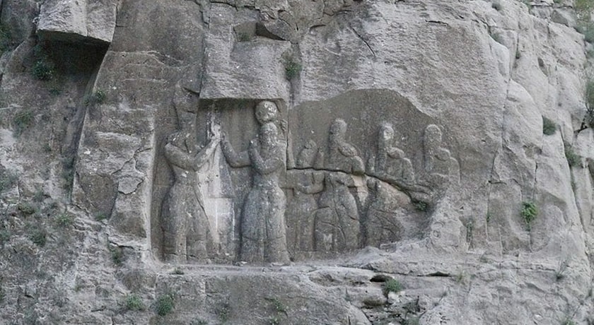  شهر باستانی اردشیر خوره (شهر گور) شهرستان فارس استان فیروز آباد