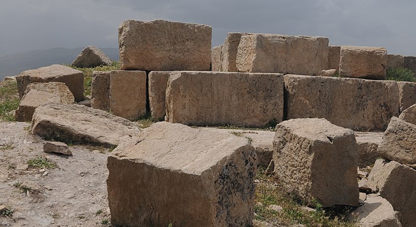  شهر باستانی اردشیر خوره (شهر گور) شهرستان فارس استان فیروز آباد
