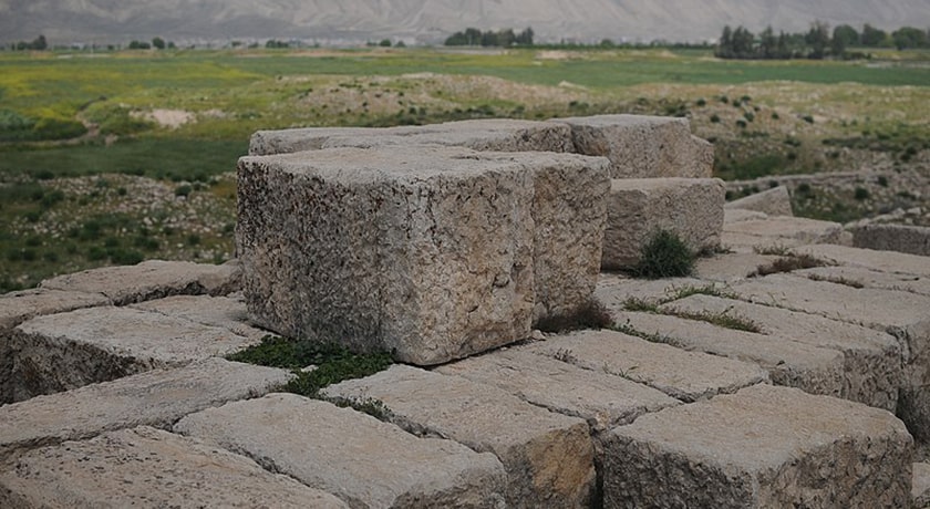  شهر باستانی اردشیر خوره (شهر گور) شهرستان فارس استان فیروز آباد