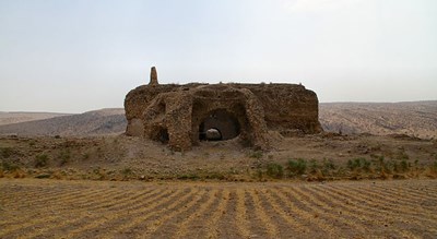  شهر باستانی اردشیر خوره (شهر گور) شهرستان فارس استان فیروز آباد