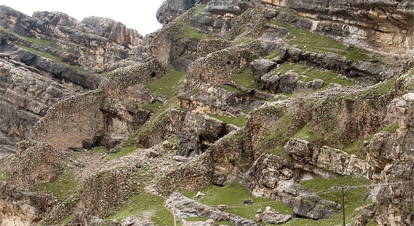 شهر تاریخی و موزه بیشاپور -  شهر کازرون