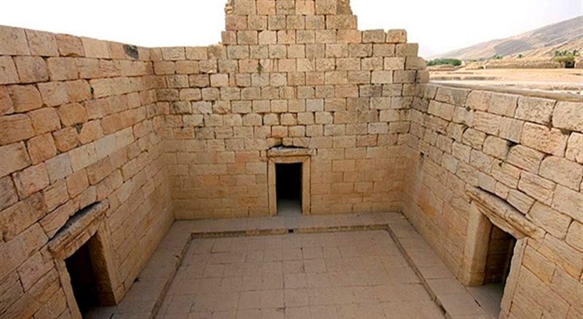  شهر تاریخی و موزه بیشاپور شهرستان فارس استان کازرون