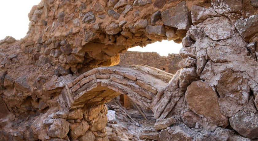  کاروانسرای سنگی انجیره شهرستان یزد استان اردکان