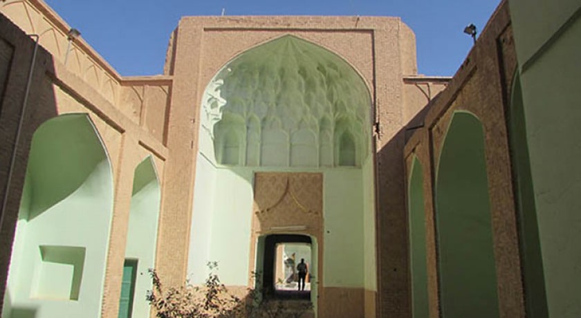  مجموعه شهدای فهرج شهرستان یزد استان یزد