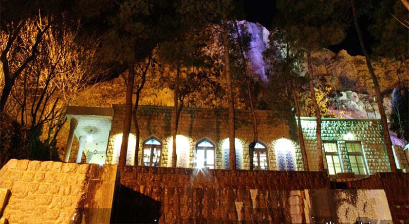  آرامگاه خواجوی کرمانی شهرستان فارس استان شیراز