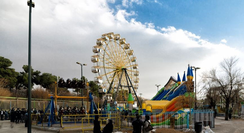  پارک آزادی شهر فارس استان شیراز