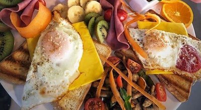 رستوران رستوران پاپریکا شهر شیراز 