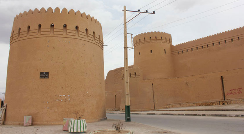 مجموعه برج و باروها و خندق یزد -  شهر یزد
