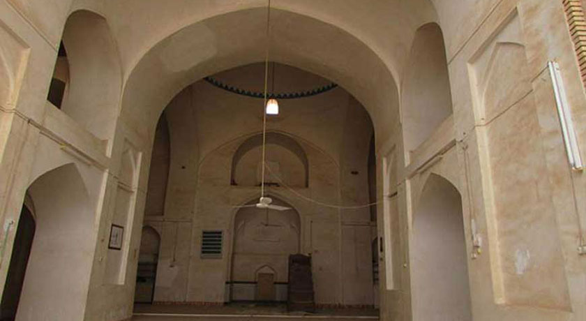مسجد حاجی رجب علی اشکذر -  شهر اشکذر