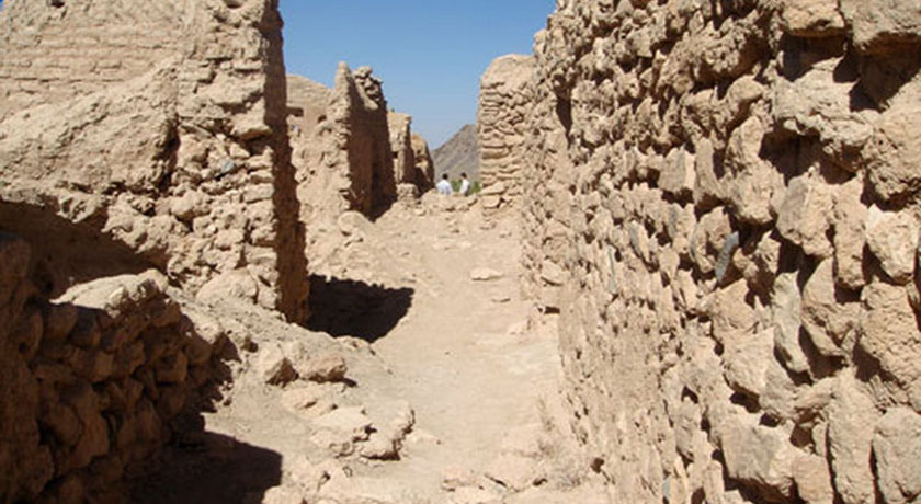  گورستان توران پشت شهرستان یزد استان تفت