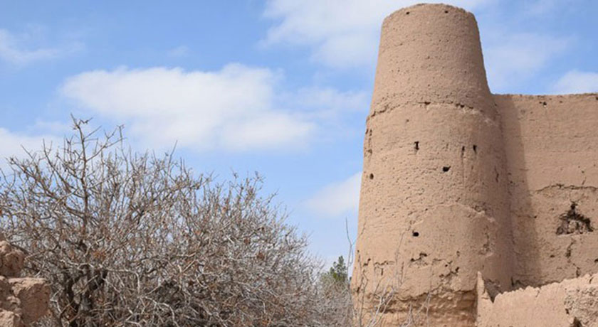  قلعه بارجین شهرستان یزد استان میبد