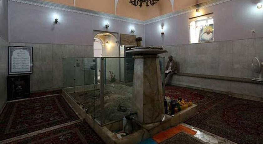  زیارتگاه پیر هریشت شهرستان یزد استان اردکان