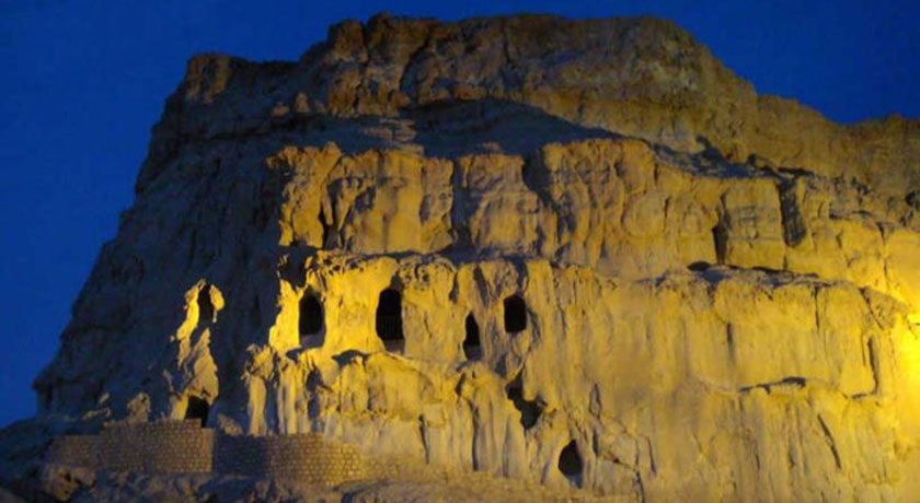  غار خربس شهرستان هرمزگان استان قشم