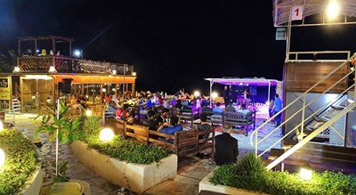 رستوران شب های طلایی -  شهر قشم