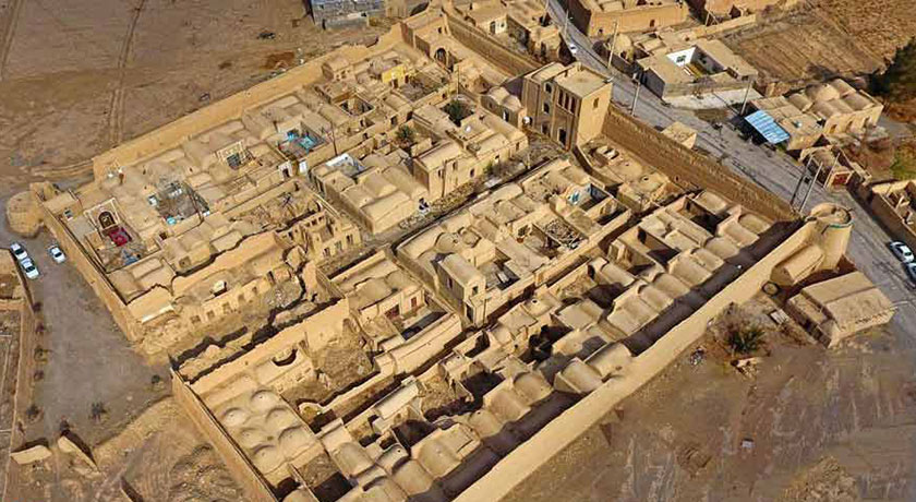  قلعه تیزک شهرستان یزد استان ابرکوه