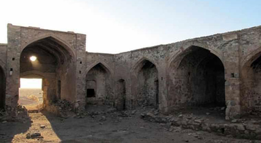  کاروانسرای زیرو شهرستان یزد استان اردکان