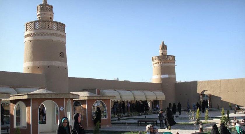  ارگ شیخ بهایی (هفت برج خارون) شهرستان اصفهان استان نجف اباد	