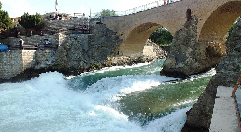  زاینده رود شهرستان اصفهان استان اصفهان