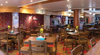 رستوران رستوران گردان هتل آسمان شهر اصفهان 