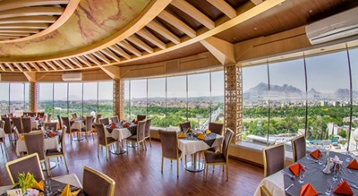 رستوران رستوران گردان هتل آسمان شهر اصفهان 