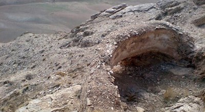 غار قلعه جمال -  شهر گلپایگان