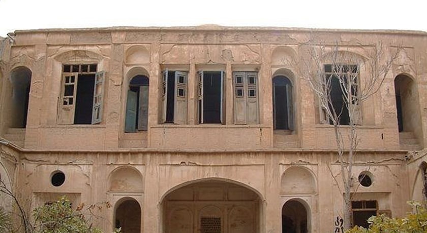  خانه حکیم باشی شهرستان اصفهان استان کاشان