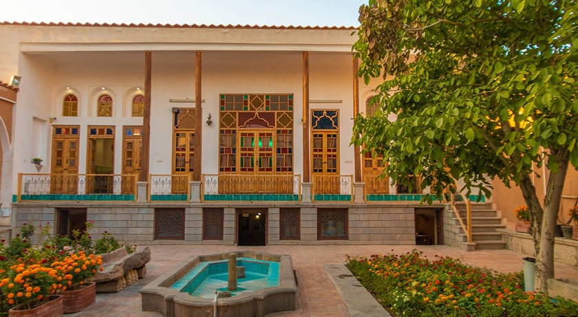  خانه مهرپرور (موزه مردم شناسی نجف آباد) شهرستان اصفهان استان نجف اباد	