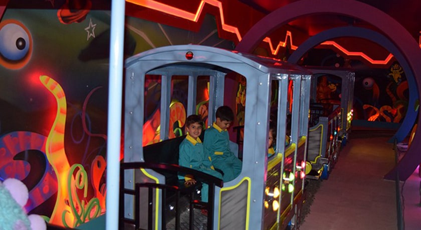 کهکشان عجایب -  شهر اصفهان